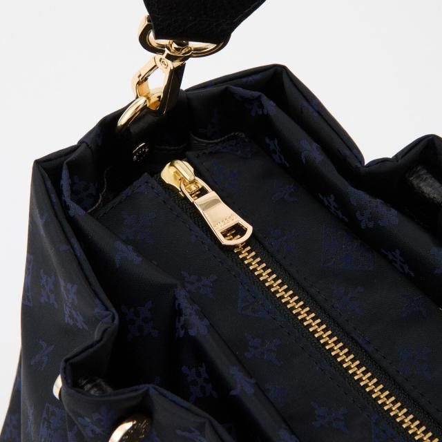 ラシット（russet）/三層2wayトートバッグ M(CE−1586)の通販はau PAY