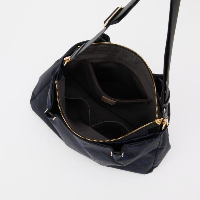 ラシット（russet）/三層2wayトートバッグ M(CE−1586)の通販はau PAY