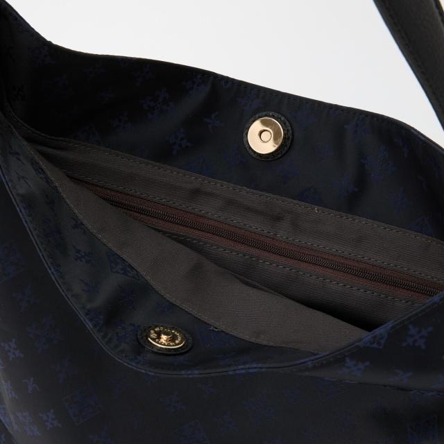 ラシット（russet）/モノグラムナイロンジャガード 縦長2WAYショルダー