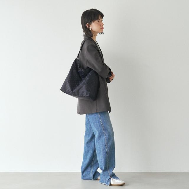 ラシット（russet）/モノグラムナイロンジャガード 縦長2WAYショルダー