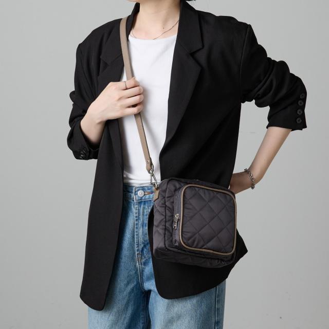 ラシット（russet）/キルティングスクエアショルダーバッグ(SF−257)