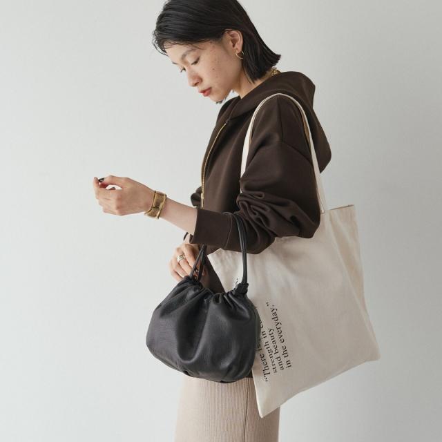 ラシット（russet）/［インフルエンサースタッフ企画］ロゴトート