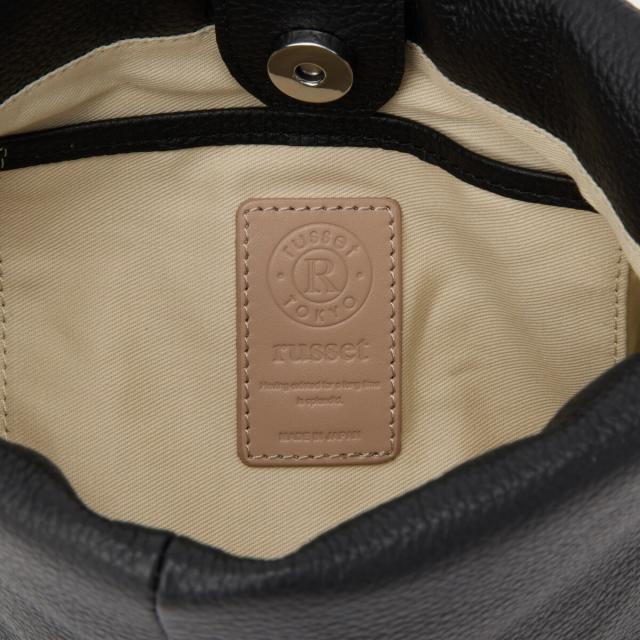 ラシット（russet）/レザーミニショルダーバッグ(CE−1657)の通販はau