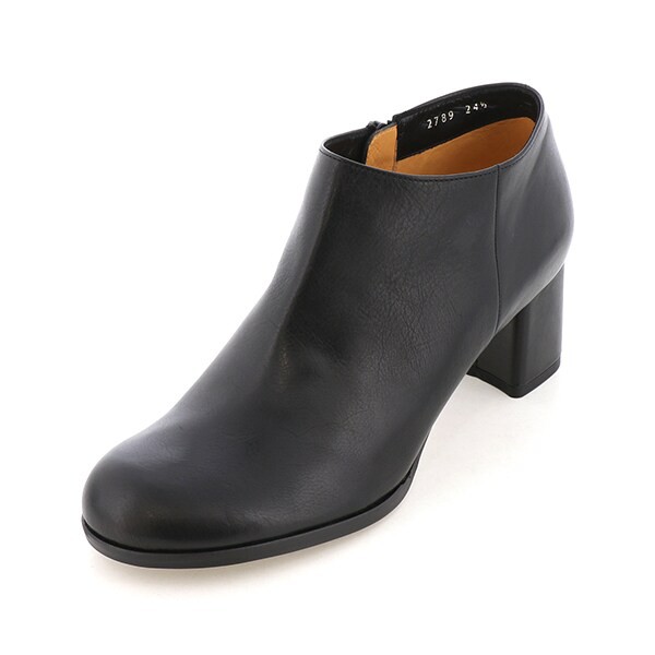 ランバン オン ブルー（LANVIN en Bleu）/プレーンブーティーの