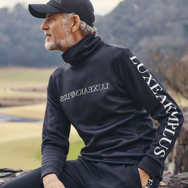 リュクスエイケイエムプラス（LUXEAKMPLUS）/LUXE AKM PLUS ゴルフ ランダムラインストーンハイネックTシャツの通販は 6,873円