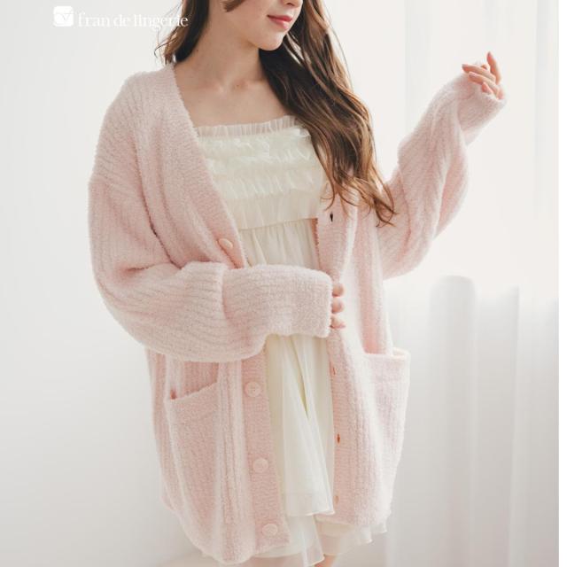 フランデランジェリー（fran de lingerie）/ふわふわ＆さらさらの極上手触りユニセックスが嬉しい楽ちんニット 「パウダーもこ ガウン…