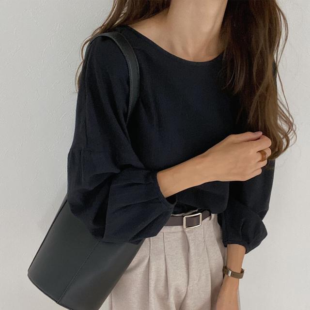 ラウアー/ボリュームスリーブバックリボンブラウスの通販は 5,500円