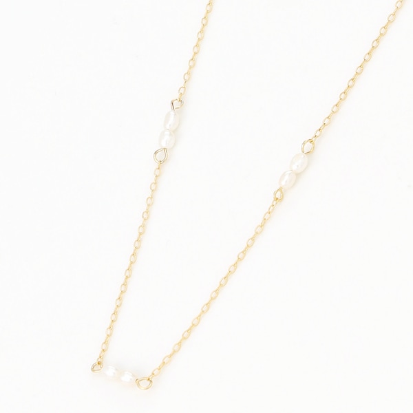 プリュボン（plusbon）/ベビー淡水パールステーションネックレス