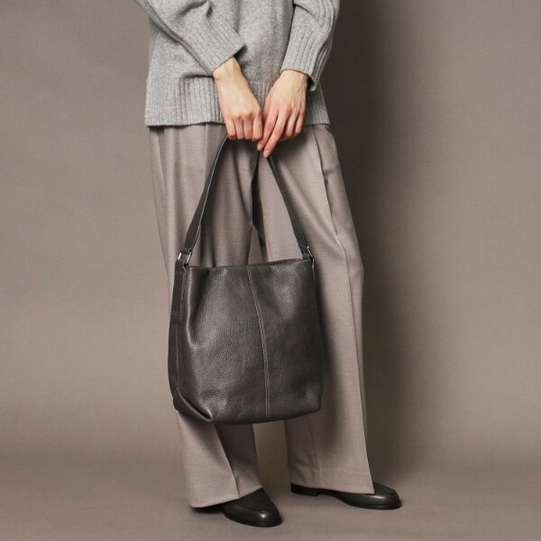 ヒロフ（HIROFU）/【ソフィーチェ】レザーショルダーバッグ M 本革