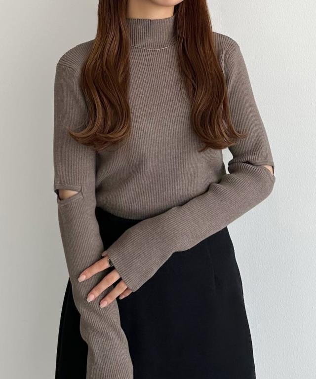 カラウティア（callautia）/callautia　カットアウトハイネックニットの通販は 6,710円