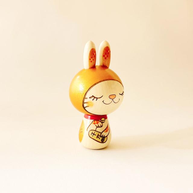 コケチ/招き兎・金【縁起物こけし】の通販はau PAY マーケット - Brand