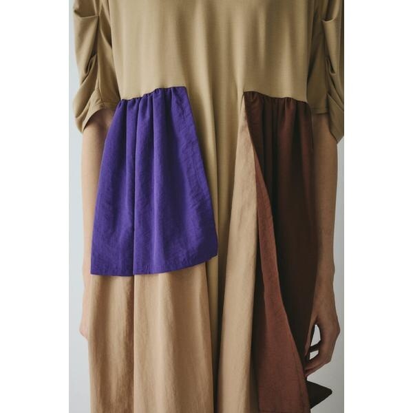 ヘリンドットサイ（HeRIN．CYE）/Tuck sleeve docking dressの通販はau