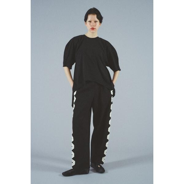 ヘリンドットサイ（HeRIN．CYE）/Flare hem cut topsの通販はau PAY