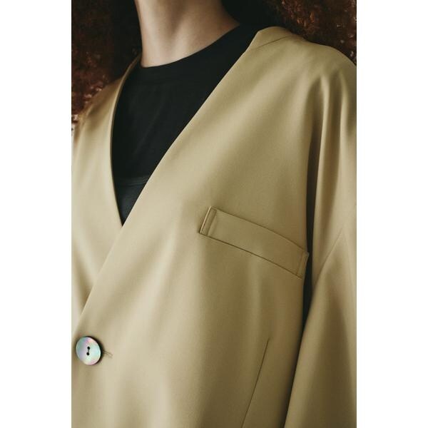 ヘリンドットサイ（HeRIN．CYE）/No collar over jacketの通販はau PAY
