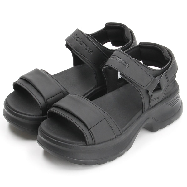 aravon BY new balance 黒 エナメル ストラップ 23センチ ニューバランス(new balance)/NEWBALANCE/ニューバランス