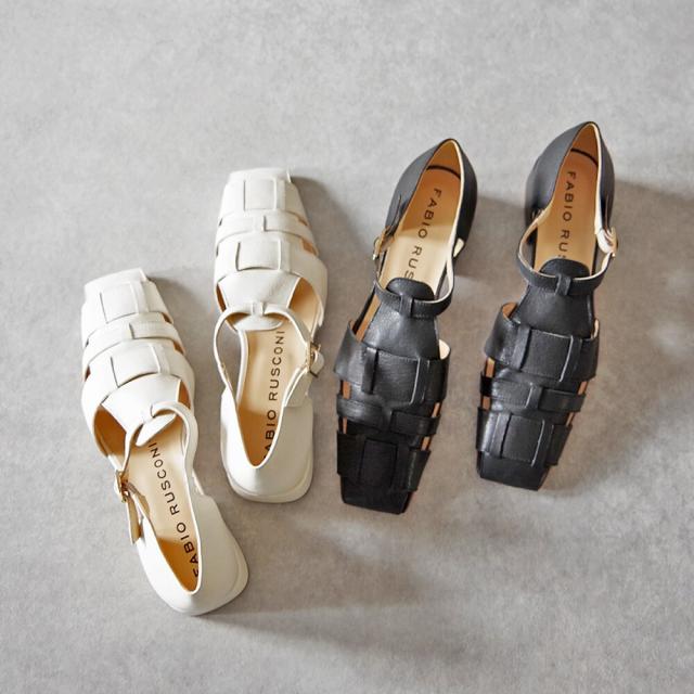 ファビオルスコーニ スクエアトゥ チャンキーヒール グルカ サンダル