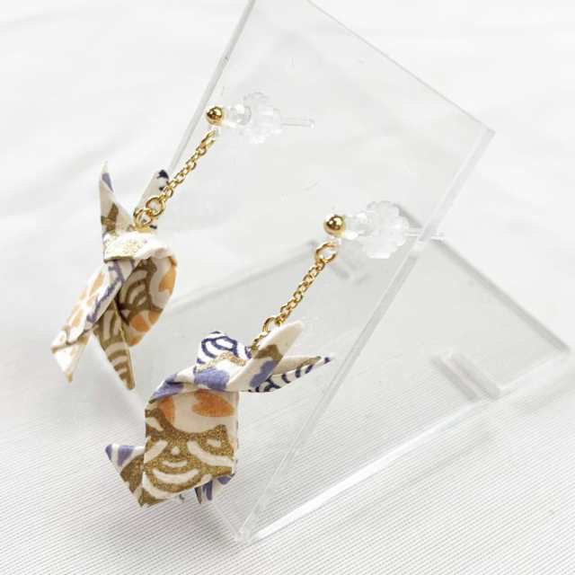マスクチャームなど【再販】艶々 和紙 折り紙 ピアス ♡ うさぎ