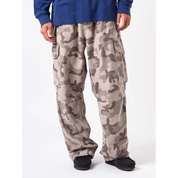 リーバイス（Levi’s）/BAGGY FIELD カーゴパンツ