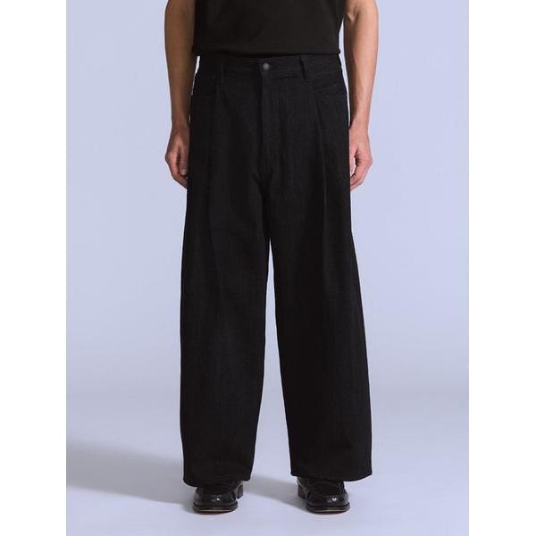 リーバイス（Levi’s）/BLUETAB(TM) ワイドプリーツ CROP ジーンズ ブラック
