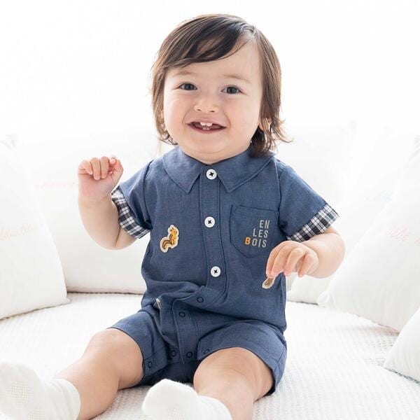 フィヨ デュ ベベ ルダクティオン（fillot de bebe reduction）/森のどうぶつプリントワッペン付きダンガリー半袖カバーオール(70~80cm)