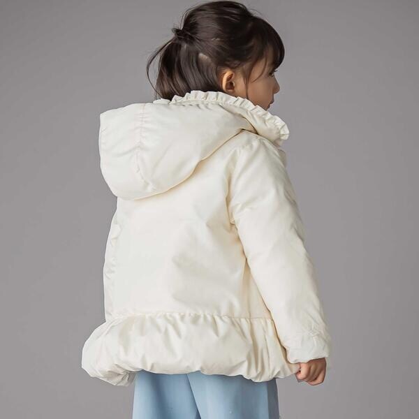 ベベ プチ ポワ 頭を覆う物（BeBe Petits Pois Vert）/フラウンス襟スカラップタフタダウンコート(95~160糎)