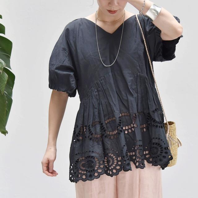 カランシエル（quaranciel）/quaranciel:〈洗濯機可能〉コットン カットワーク レース パフスリーブ ブラウスの通販は 5,841円