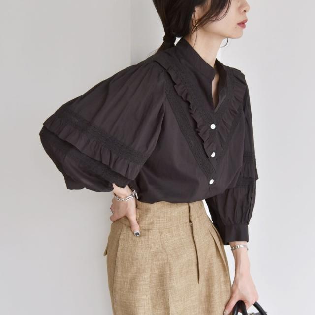 カランシエル（quaranciel）/quaranciel:〈洗濯機可能〉コットン レース ライン フリル パフスリーブ ブラウス