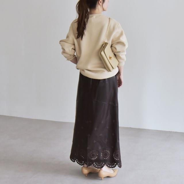 カランシエル（quaranciel）/《一部追加予約》ANGE IN DISGUISE:〈手洗い可能〉フォト＆ロゴ スウェット