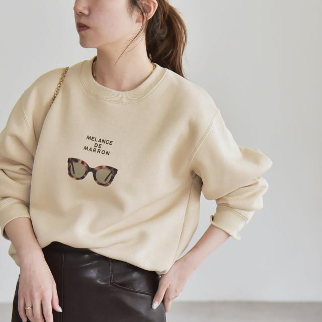 カランシエル（quaranciel）/《一部追加予約》ANGE IN DISGUISE:〈手洗い可能〉フォト＆ロゴ スウェット