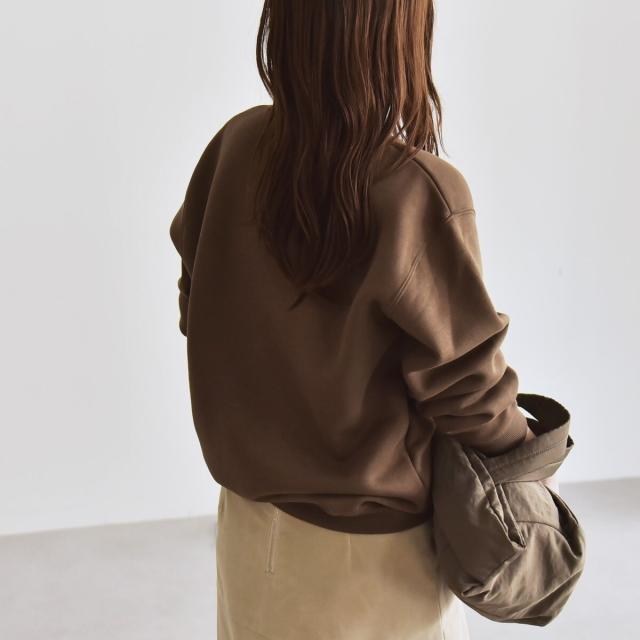 カランシエル（quaranciel）/《一部追加予約》ANGE IN DISGUISE:〈手洗い可能〉フォト＆ロゴ スウェット