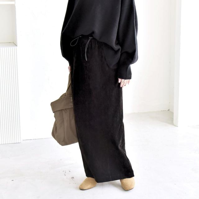 カランシエル（quaranciel）/《予約》quaranciel: ポリエステル ベロア Iライン ナローシルエット スカート