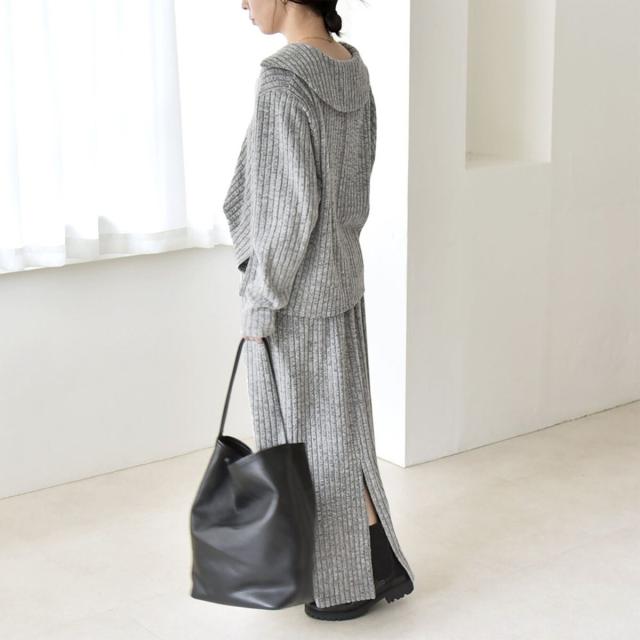 カランシエル（quaranciel）/《予約》quaranciel: ポリエステル ベロア スキッパー ニット &  Iライン スカート