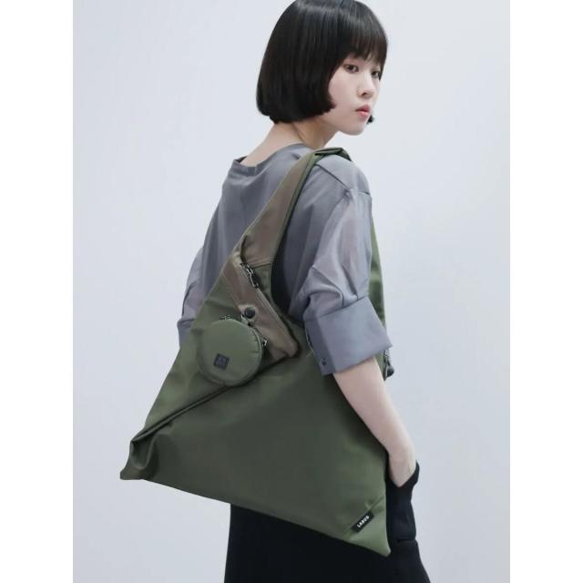 ラシュッド（LASUD）/トライアングルトートバッグ