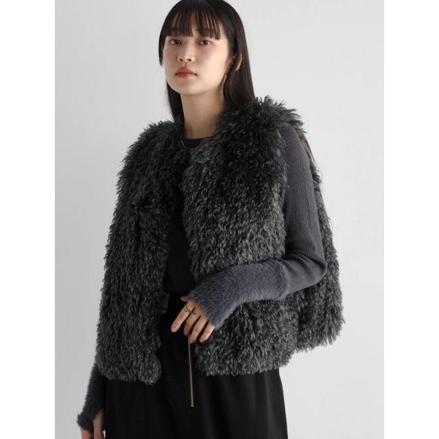 ラディエイト（RADIATE）/プードルファーボリュームベストの通販は 13,600円