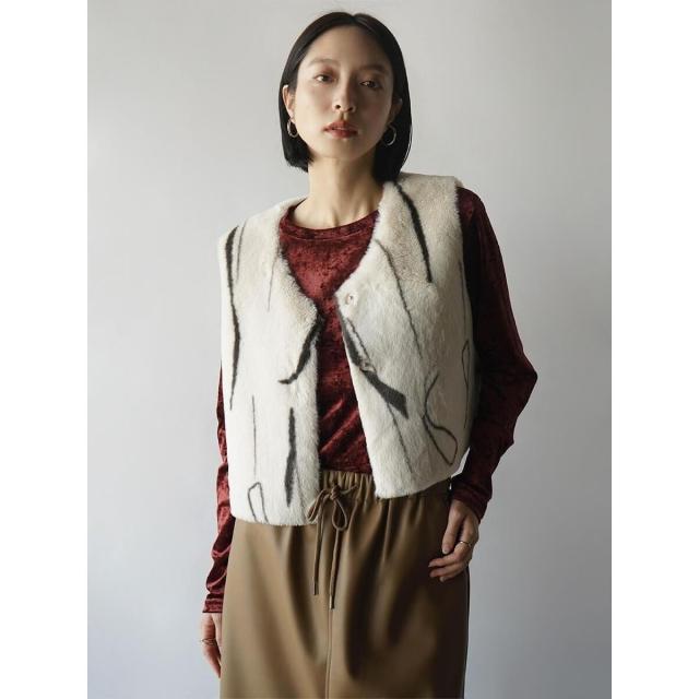 ラディエイト（RADIATE）/フェイクファー×スエードリバーシブルベスト