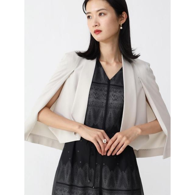 レジル（resil）/ケープデザインショートジャケット