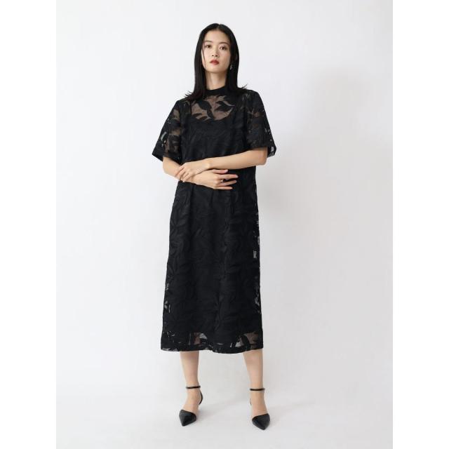 レジル（resil）/リーフエンブロイダリーレースワンピース