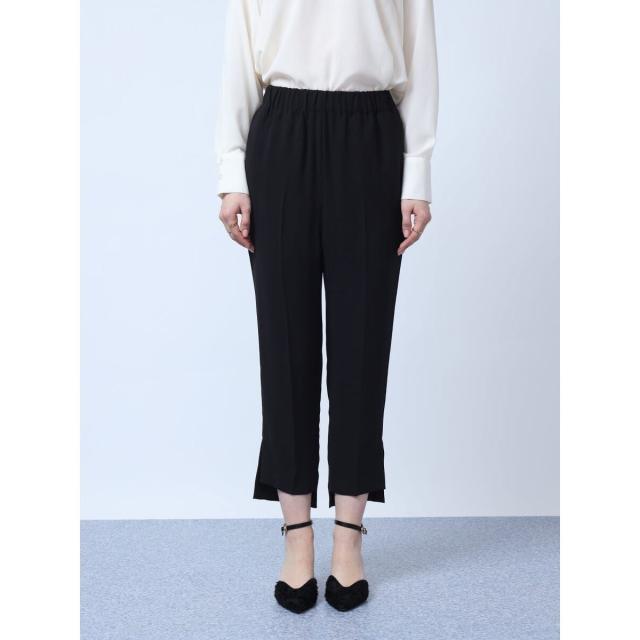アーガ（Aga）/スリットヘムテーパードパンツの通販は 16,000円