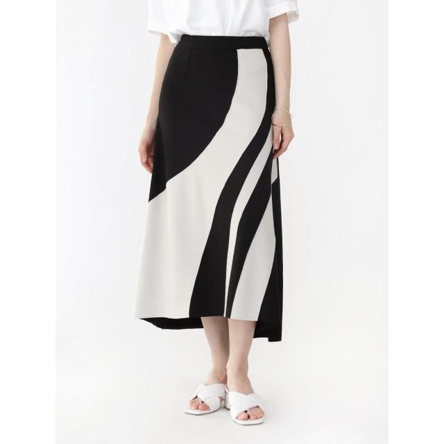 アーガ（Aga）/パネルデザインヘムラインスカート