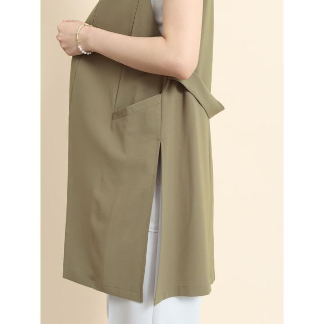 70％【新品2,5万円　FENNEL】サイドスリット ロング ジレ　ノーカラー 70％【新品2,5万円 FENNEL】サイドスリット ロング ジレ ノー