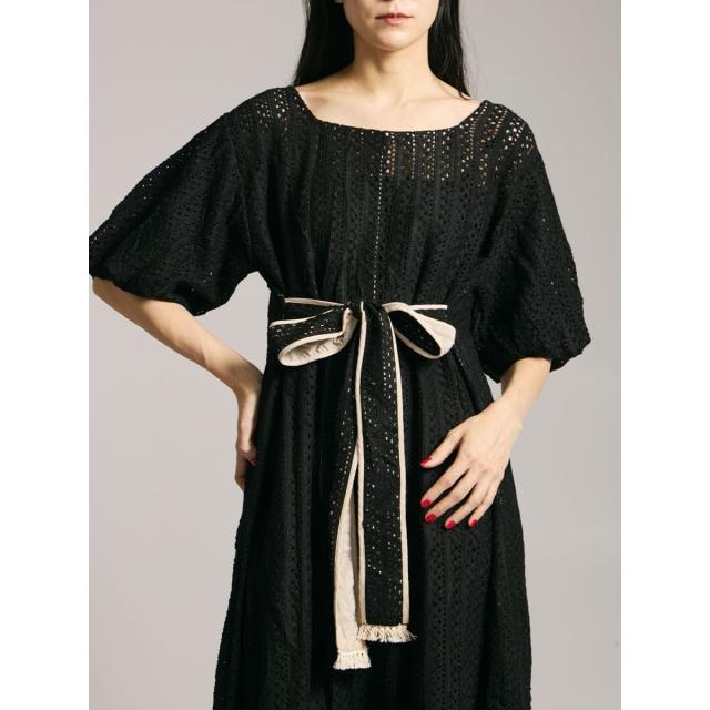 エイトイヤーズ アワイ（8years．awahi）/バルーンスリーブレースワンピース