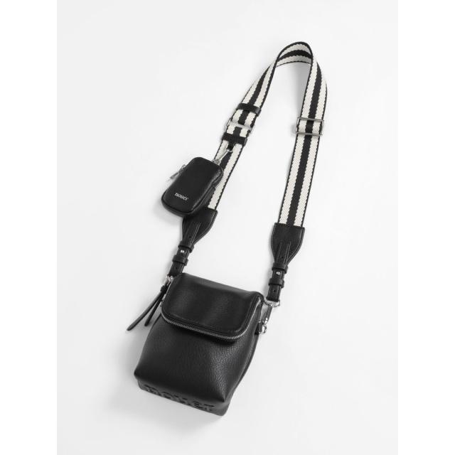 ヌエール（nouer）/ボトムエンボスショルダーバッグの通販はau PAY