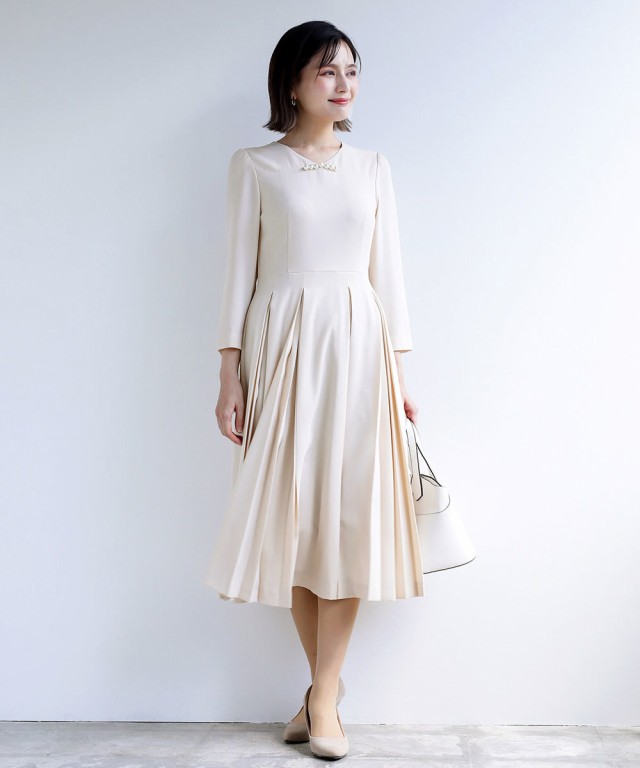 バックサテンジョーゼットワンピース　WHITE JOOLA