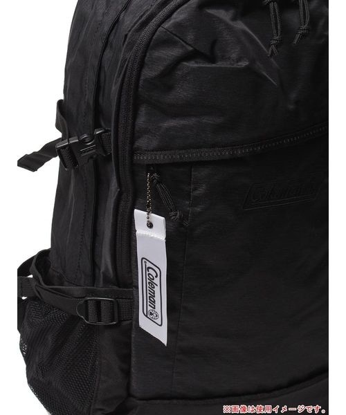 美品　Coleman　コールマン　バックパック　リュック　ブラック ウォーカースクエアバックパック (ブラック)の通販｜キャンプ