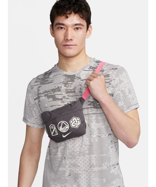 ナイキ（NIKE）/ウインドブレーカー ナイキ RPL UV WR HKNE フーディ