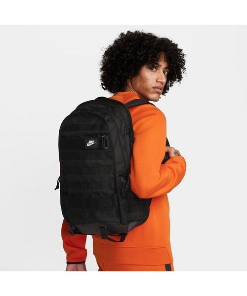 【廃盤美品】 ✨NIKE SB スポーツウェア RPM バッグパック（中古品） レディース・日本未入荷】NIKE SB RPM バックパック (Nike/バック