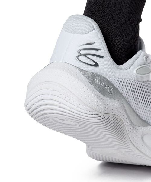 アンダーアーマー（UNDER ARMOUR ）/バスケットシューズ CURRY