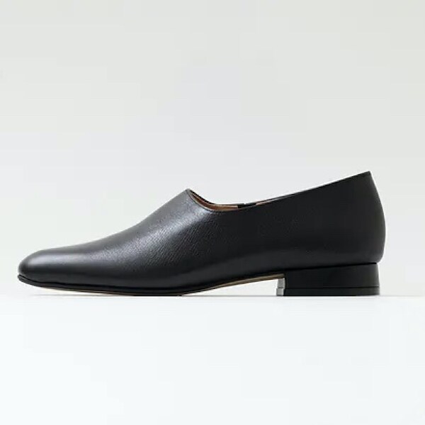 ジーアール（gr．）/スクエアトゥ深めパンプス［ブラック］