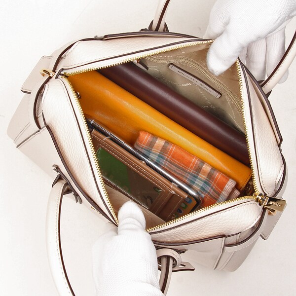 マイケル・コース（Michael Kors）/MERCER トップジップ ベルテッド