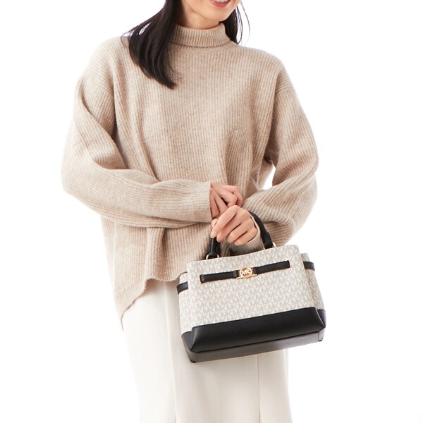 新品タグ付き マイケルコース REED ベルテッドバッグ - MKシグネチャー セール】REED センタージップ ベルテッド サッチェル スモール